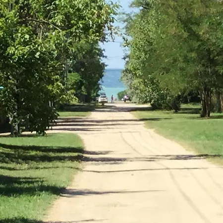 Gold بيت ضيافة